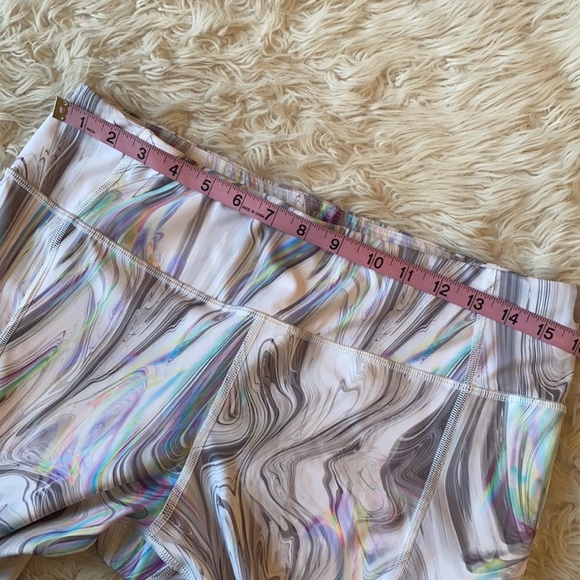 Athleta Contender opal capri crop leggings. Large Tall  Hard to Find - Picture 10 of 15